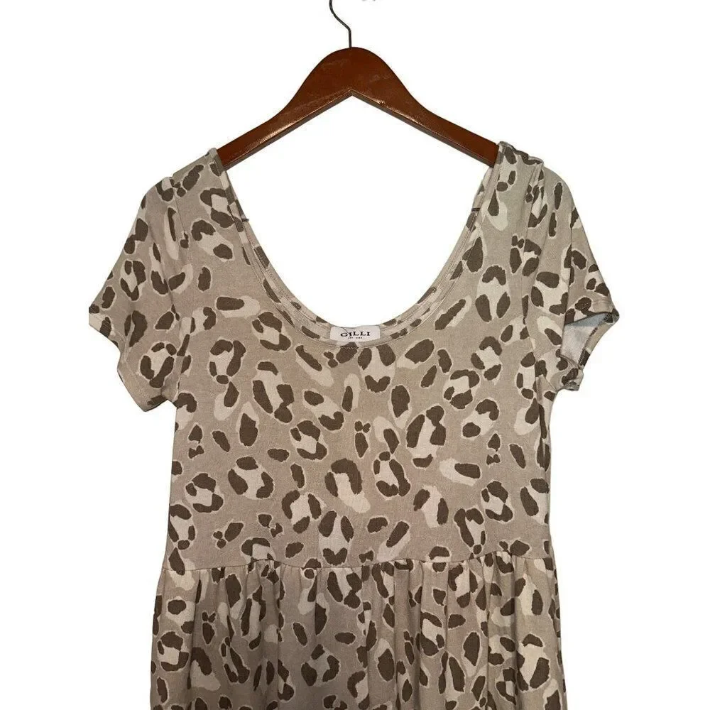 NWT‎ -GILLI Brooklyn Animal Print Romper Size S-M